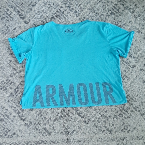Under Armour Crop Top Size YXL - Picture 2 of 2